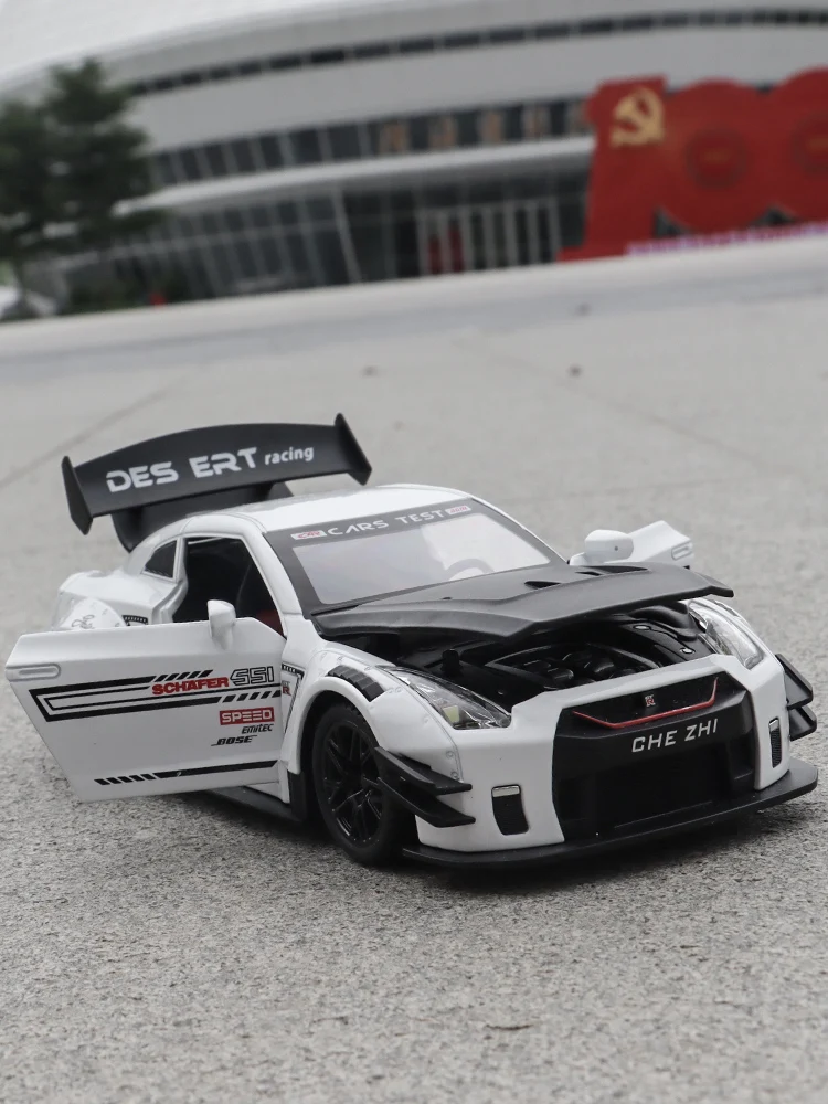 Японский суперкар Nissan GTR R35 гоночная модель изысканные Литые и игрушечные автомобили CheZhi 1:24 модель автомобиля из сплава украшение для дома
Японский суперкар Nissan GTR R35 гоночная модель изысканные Литые и игрушечные автомобили CheZhi 1:24 модель автомобиля из сплава украшение для дома