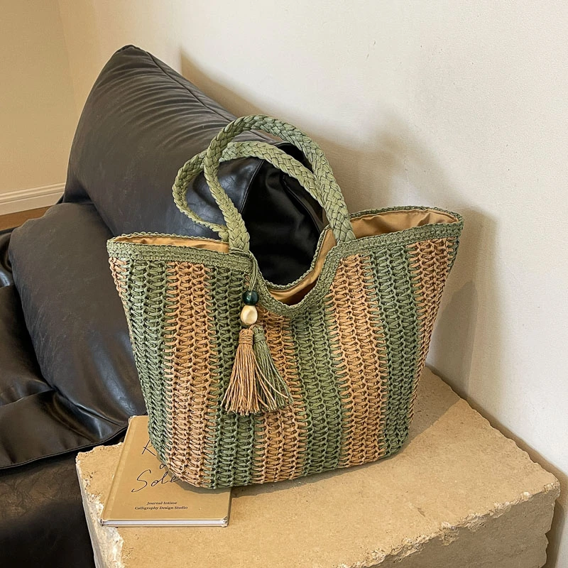 Braid Color Matching Straw Shoulder Bags High Quality Large Capacity Commuting Fashion Handbags for Women 2024 Casual New Tote
Braid Color Matching Straw Shoulder Bags High Quality Large Capacity Commuting Fashion Handbags for Women 2024 Casual New Tote