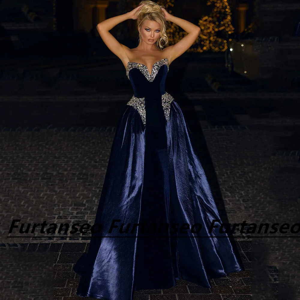Exquisite A-Line Saudi Prom Dress V-Neck With Crystal Elegant Velvet Gown Sleeveless Zipper Court Train бальное платье женское
Exquisite A-Line Saudi Prom Dress V-Neck With Crystal Elegant Velvet Gown Sleeveless Zipper Court Train бальное платье женское