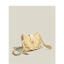 Elmsk Fashion Simple Women's bag 2022 new spring and summer Vintage niche messenger bag chain armpit bag Single Shoulder Bags
Elmsk Fashion Simple Women's bag 2022 new spring and summer Vintage niche messenger bag chain armpit bag Single Shoulder Bags