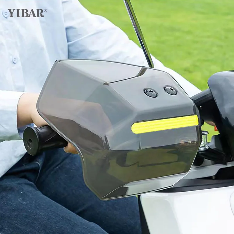 1 комплект защита от ветра, дождя и солнца, легкая в установке защита рук для скутера, мотоцикла, квадроцикла с ночной светоотражающей полосой
1 комплект защита от ветра, дождя и солнца, легкая в установке защита рук для скутера, мотоцикла, квадроцикла с ночной светоотражающей полосой