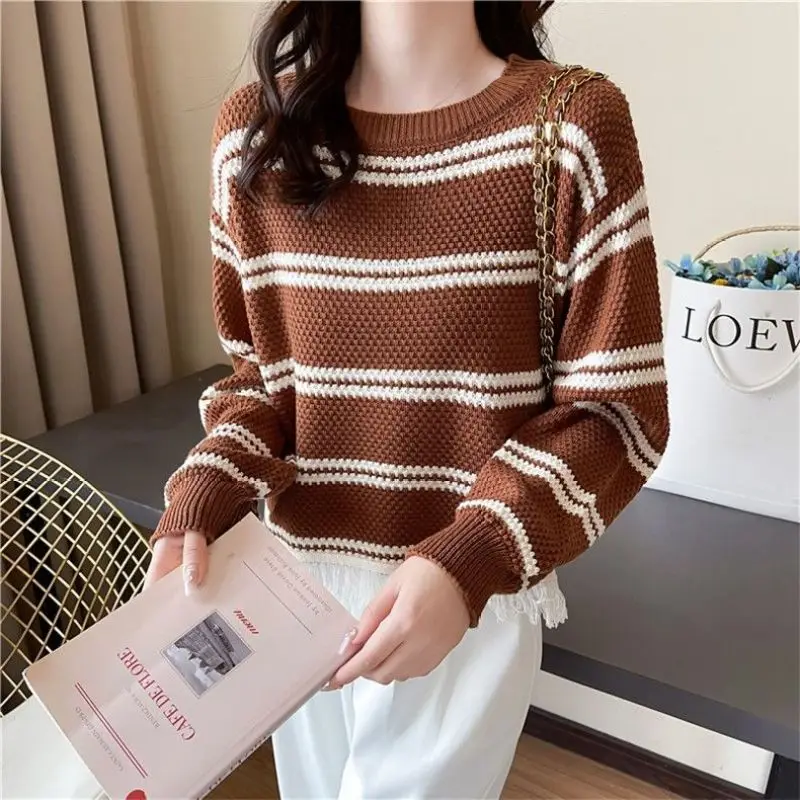 

Spring Autumn Striped Fringe Short Sweater For Women's New Loose Fitting Outer Wear Round Neck Long Sleeved Knitted Bottom Top
