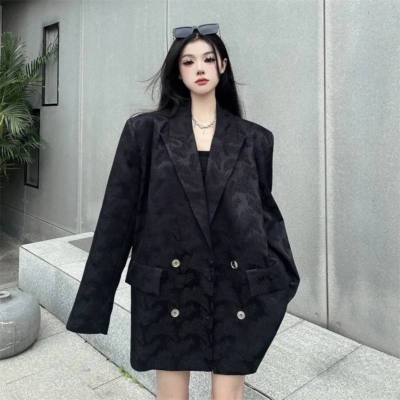 Street Trendy Dark Pattern Women Suit Jacket 2023 Spring and Autumn High-end Sense Loose Casual Suit Blazer Double-breasted Top
Street Trendy Dark Pattern Women Suit Jacket 2023 Spring and Autumn High-end Sense Loose Casual Suit Blazer Double-breasted Top