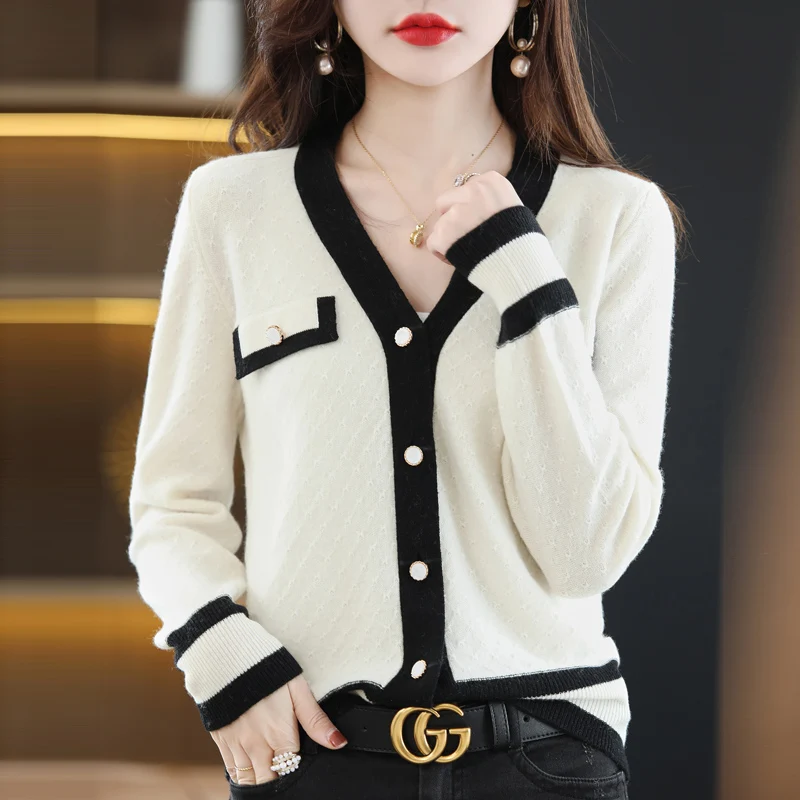 Spring and autumn new women's V-neck cardigan 100% pure wool sweater women's casual knitted top fashion color matching coat
Spring and autumn new women's V-neck cardigan 100% pure wool sweater women's casual knitted top fashion color matching coat