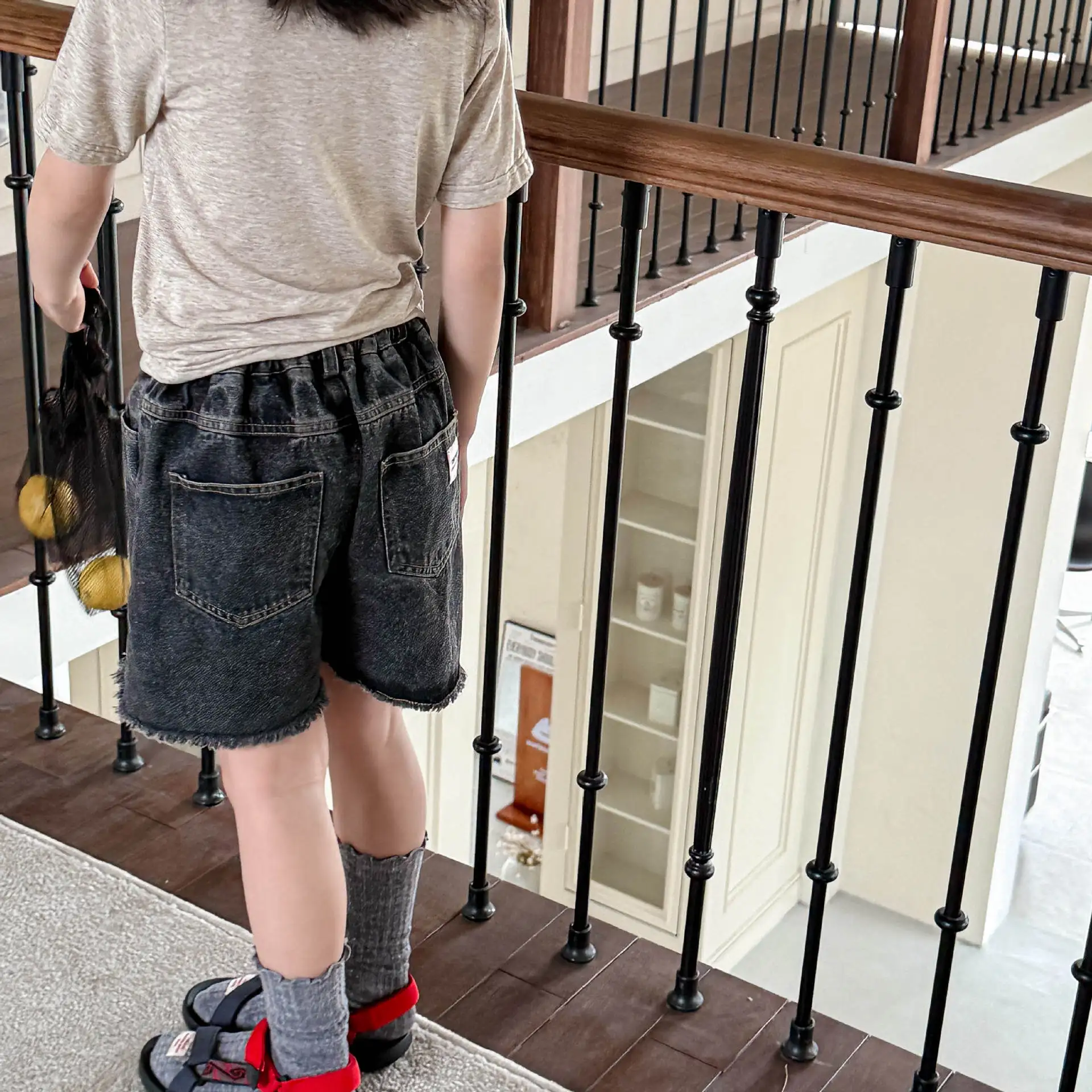2025 Summer New Girls Denim Shorts Children Casual Pants Loose Boys Jeans Solid Color Baby Shorts Kids Clothes 24 S22af00a68eda45d7b654ebdb43d77d61N