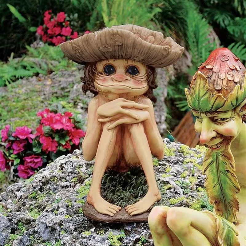 

Garden Girl Troll Gargoyle Resin Craft Sculpture, Mushroom Head Ornament, Outdoor Forest Hummingbird Feeding Statue