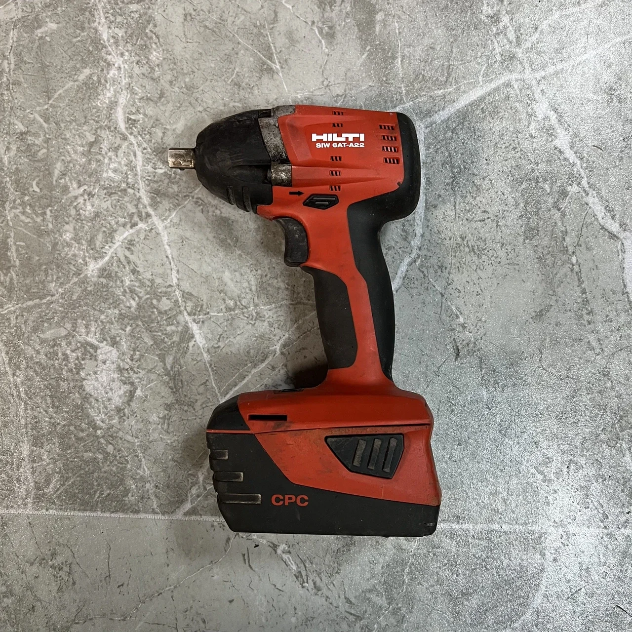 

Hilti SIW 6AT-A22 Cordless Brushless Impact Wrench 1/2" 95 kN Includes 5.2AH battery second-hand