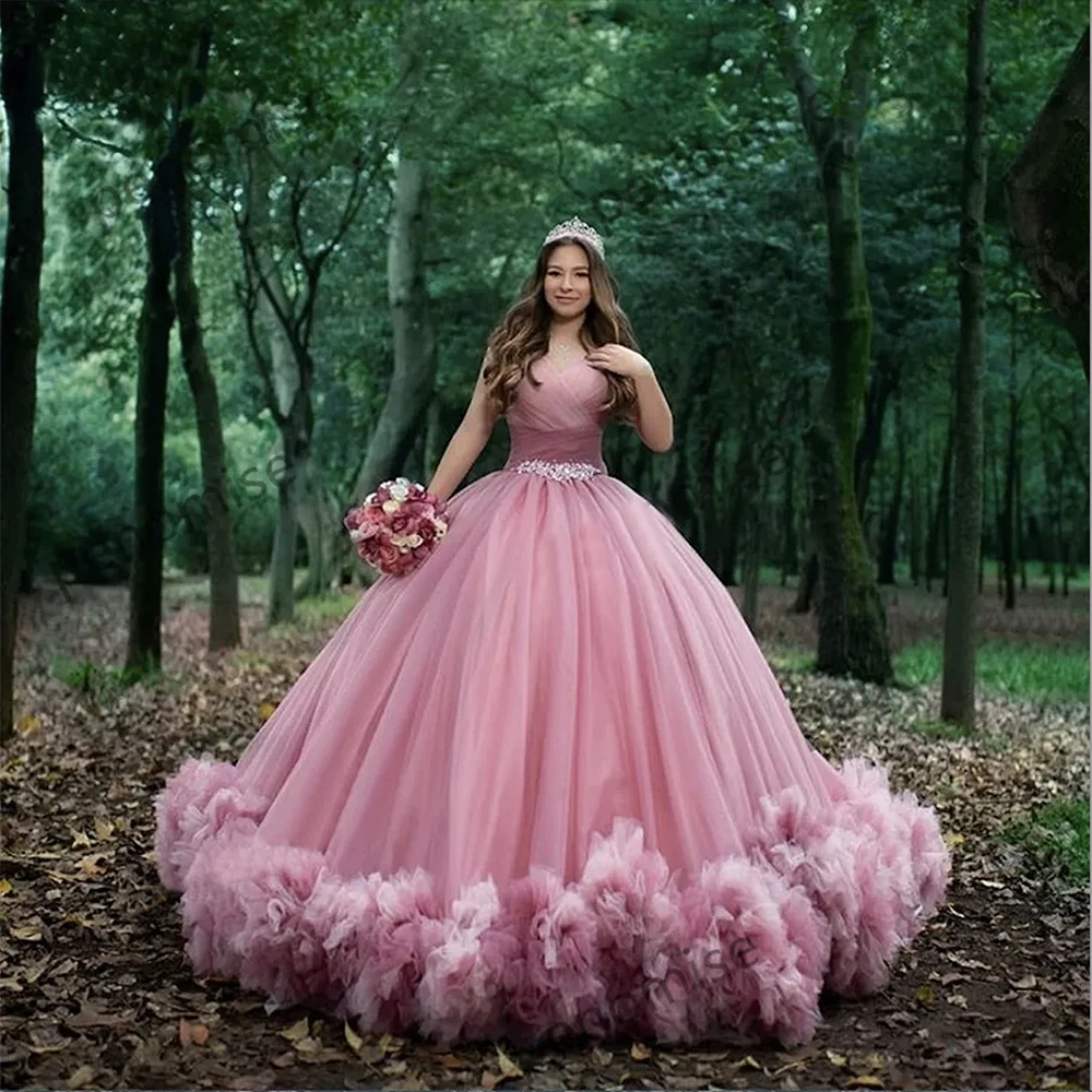 Бальное платье принцессы, платья для Quinceanera 2024, платье с поясом из фатина с кристаллами и оборками, платье для выпускного вечера в стиле ретро, милое платье для маскарада 15
Бальное платье принцессы, платья для Quinceanera 2024, платье с поясом из фатина с кристаллами и оборками, платье для выпускного вечера в стиле ретро, милое платье для маскарада 15