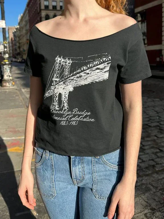 

Футболка женская с графическим принтом моста, свободная винтажная Повседневная хлопковая рубашка с открытыми плечами, лето 2024
