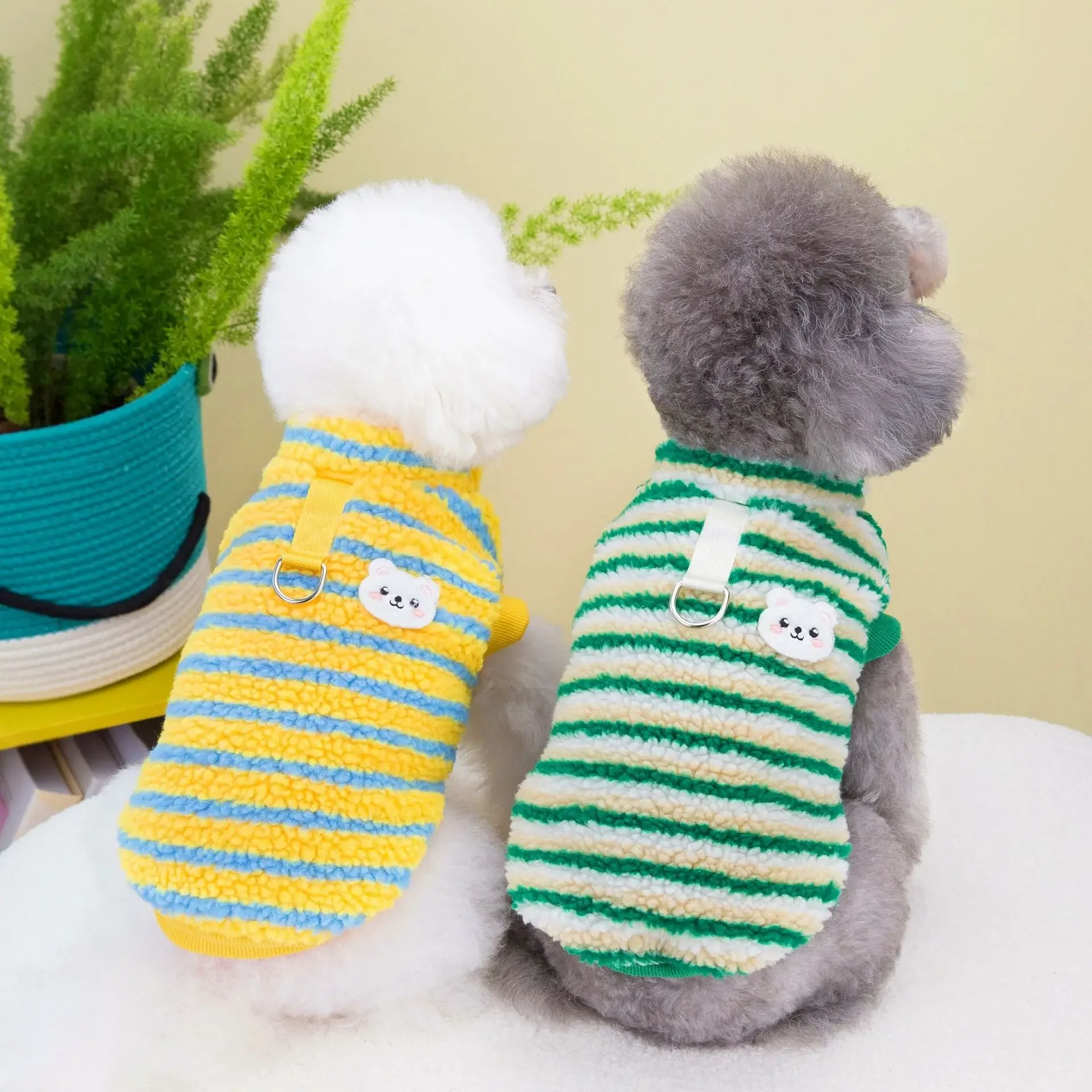 Winter Dog Clothes Fleece Stripe Dog Vest Jacket for Small Medium Dogs French Bulldog Puppy Dog Cat Clothing with Pull Ring
Winter Dog Clothes Fleece Stripe Dog Vest Jacket for Small Medium Dogs French Bulldog Puppy Dog Cat Clothing with Pull Ring