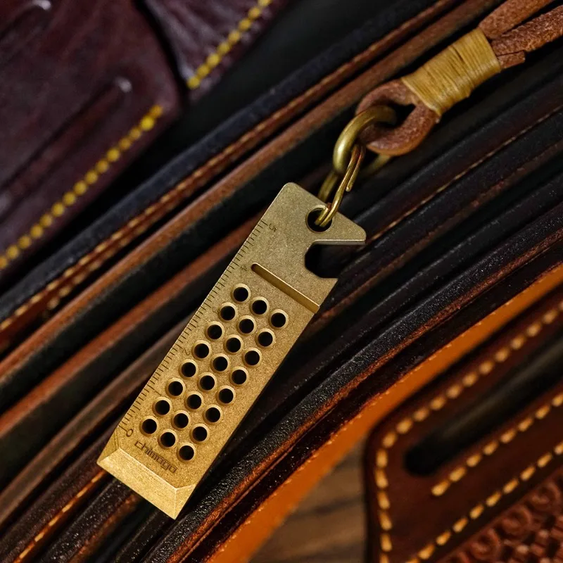 Chimalong Ruler Brass Wrecking Bar Beer Screwdriver Bottle Opener Multifunctional EDC Portable Hanging Buckle
Chimalong Ruler Brass Wrecking Bar Beer Screwdriver Bottle Opener Multifunctional EDC Portable Hanging Buckle