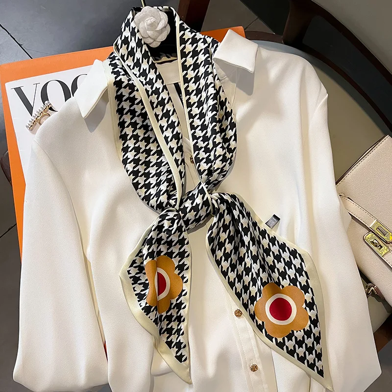 150X15CM Houndstooth Headcloth Shawls Korean Style Long Scarf Sunscreen Vintage Black White Bandanna Foulard Headscarf Wholesale
150X15CM Houndstooth Headcloth Shawls Korean Style Long Scarf Sunscreen Vintage Black White Bandanna Foulard Headscarf Wholesale