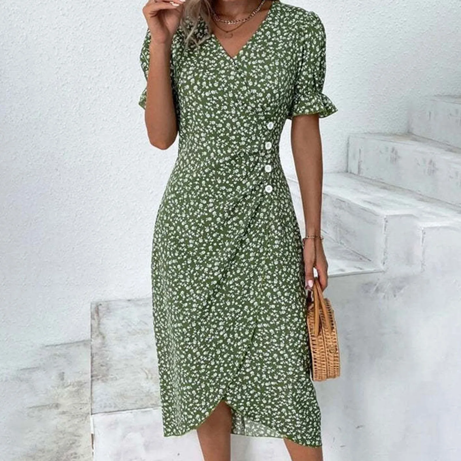 2024 Women Summer Dress Elegant Floral Pleated H Shaped Midi Dresses Female V Neck Puff Sleeve Waist Ruched Button Dresses 
2024 Women Summer Dress Elegant Floral Pleated H Shaped Midi Dresses Female V Neck Puff Sleeve Waist Ruched Button Dresses