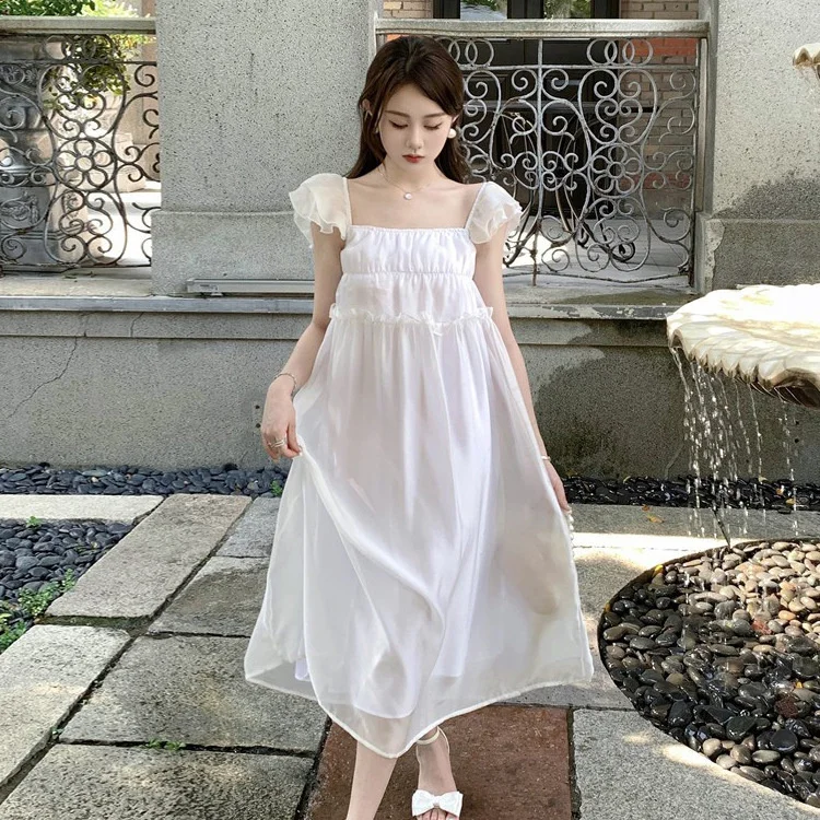 

French senior sense, gentle demeanor, fake long skirt, summer new style, chic temperament, suspender, white fairy dress,