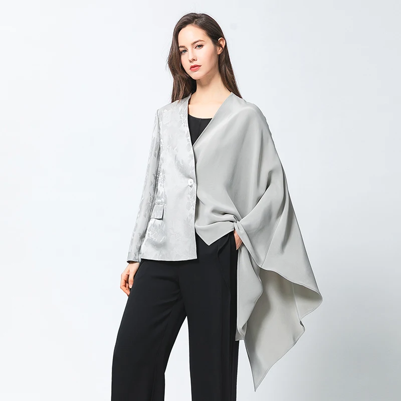 100% Heavyweight Silk Deep V-neck One Side Shawl Long Sleeve One Button Jacquard Brocade Asymmetric Jacket Women WY006
100% Heavyweight Silk Deep V-neck One Side Shawl Long Sleeve One Button Jacquard Brocade Asymmetric Jacket Women WY006