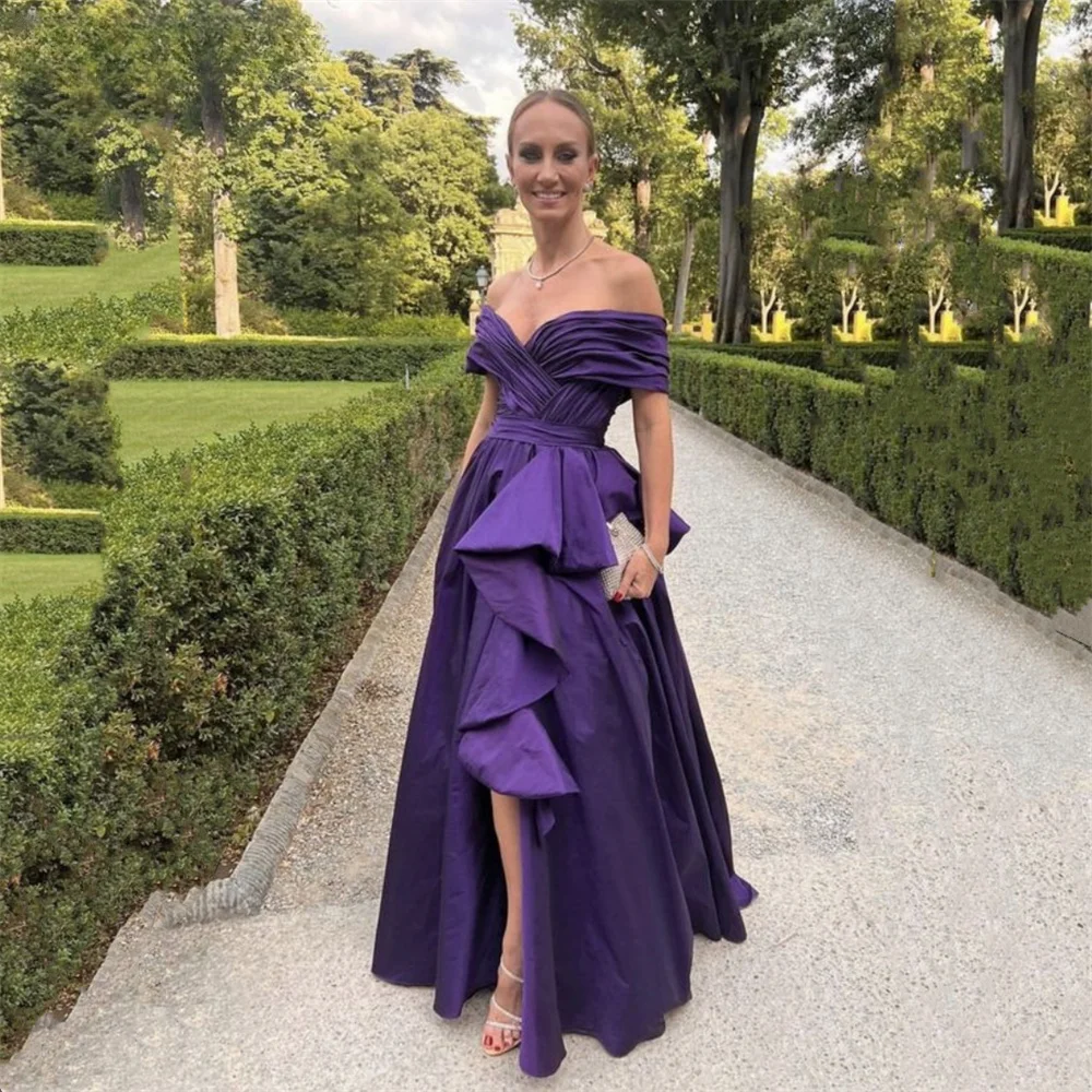 Purple heart-shaped neckline A-shaped ball dress elegant off the shoulder sweetheart satin vest
Purple heart-shaped neckline A-shaped ball dress elegant off the shoulder sweetheart satin vest