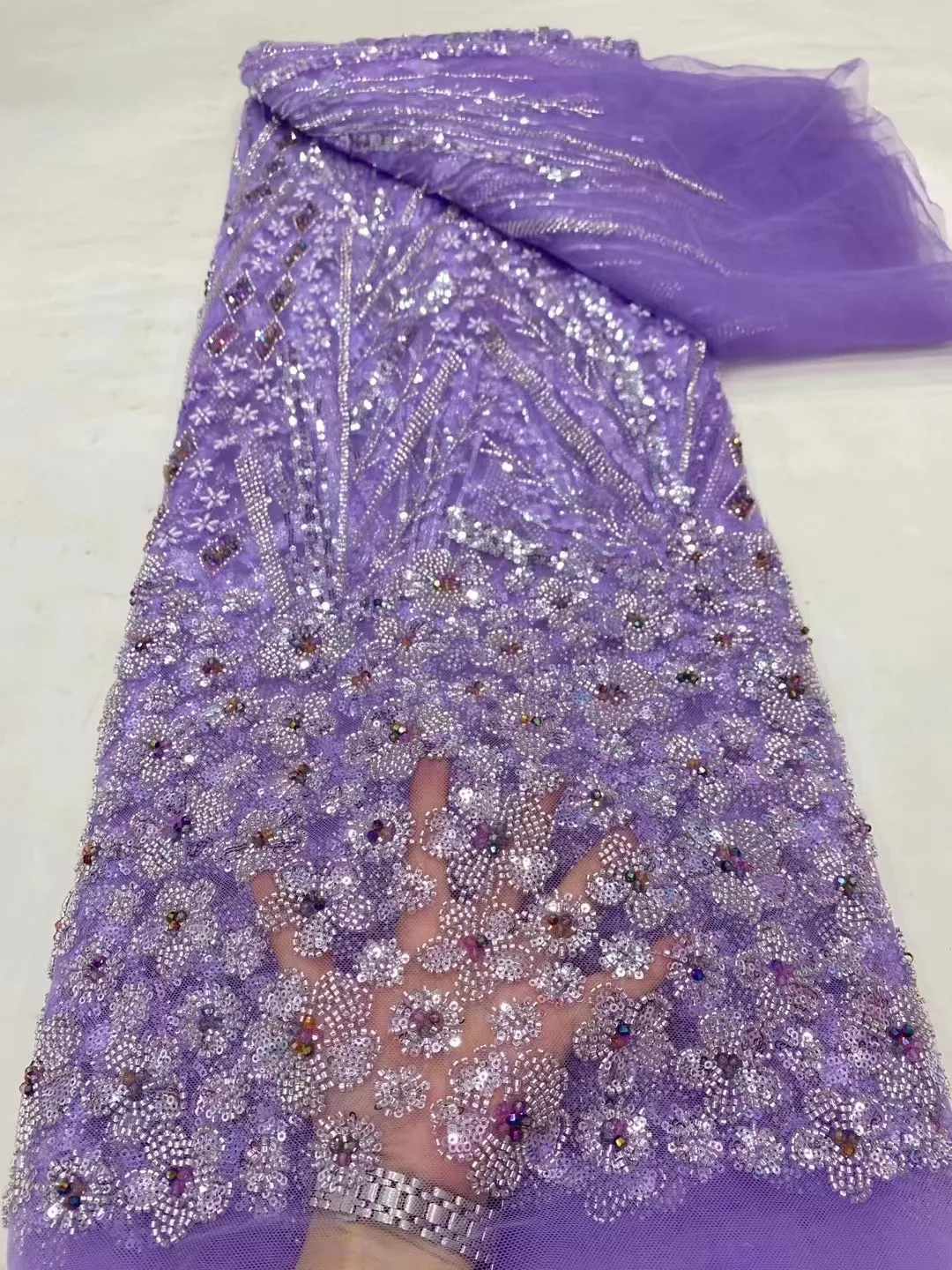 Luxurious African Lace Fabric, French Embroidery, Nigerian Sequins,Beaded Lace Fabrics for Wedding Dresses,High Quality
Luxurious African Lace Fabric, French Embroidery, Nigerian Sequins,Beaded Lace Fabrics for Wedding Dresses,High Quality