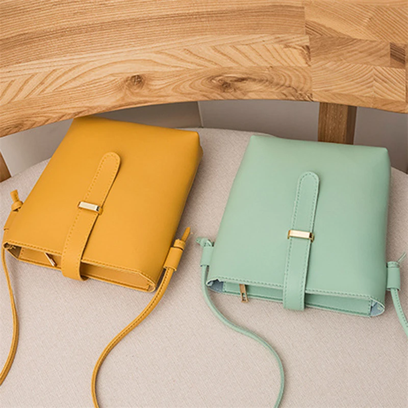 2023 New Solid Color Women Cross-body Bag PU Small Handbag Summer Thin Shoulder Strap Metal Buckle Bags For Lady
2023 New Solid Color Women Cross-body Bag PU Small Handbag Summer Thin Shoulder Strap Metal Buckle Bags For Lady