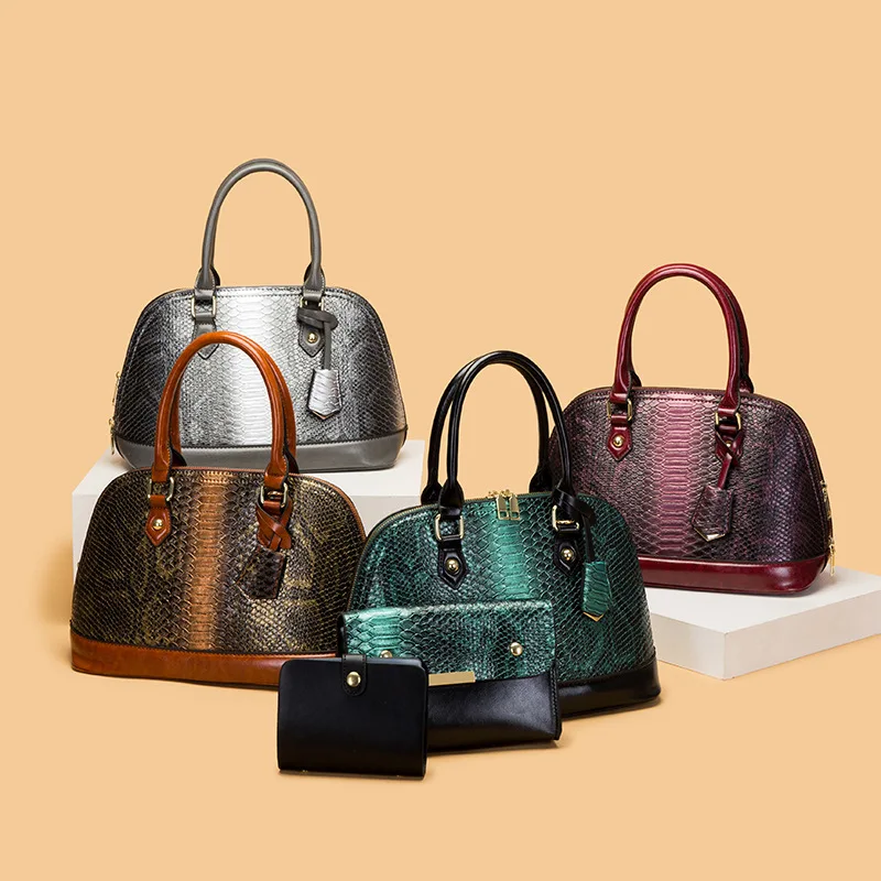 Fashion women's bag snake handbag 2023 new three sets of mother bag simple shell bag single shoulder crossbody bag
Fashion women's bag snake handbag 2023 new three sets of mother bag simple shell bag single shoulder crossbody bag
