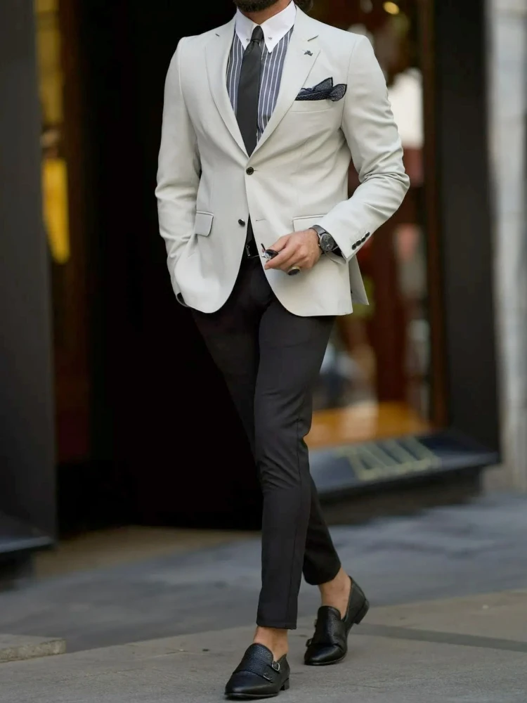 Men Suit White Notch Lapel Two Buttons Formal Blazer Sets For Wedding Prom Party Tuxedo Work Set Jacket With Black Pants 
Men Suit White Notch Lapel Two Buttons Formal Blazer Sets For Wedding Prom Party Tuxedo Work Set Jacket With Black Pants
