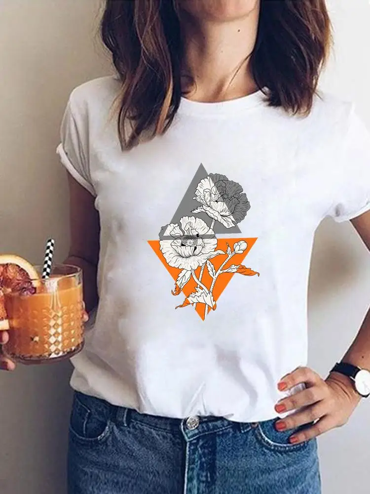 Футболка женская летняя с коротким рукавом и принтом 
Футболка женская летняя с коротким рукавом и принтом