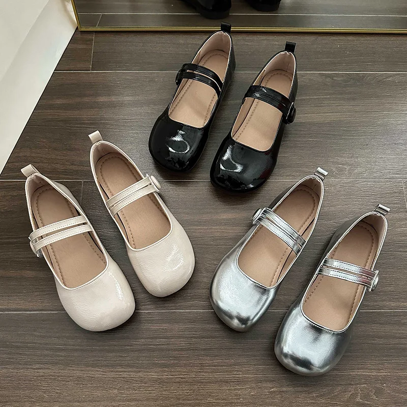 Flat Bottom Ballet Shoes Female Solid Round Toe Retro Shallow Mouth Cross Strap Shallow loafers
Flat Bottom Ballet Shoes Female Solid Round Toe Retro Shallow Mouth Cross Strap Shallow loafers