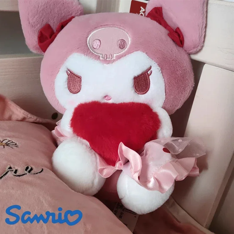 Kawaii аниме Sanrioed Hello Kitty Kuromi Cinnamoroll плюшевые куклы комната искусственная игрушка для девочек подарок на день рождения ко Дню Святого Валентина
Kawaii аниме Sanrioed Hello Kitty Kuromi Cinnamoroll плюшевые куклы комната искусственная игрушка для девочек подарок на день рождения ко Дню Святого Валентина