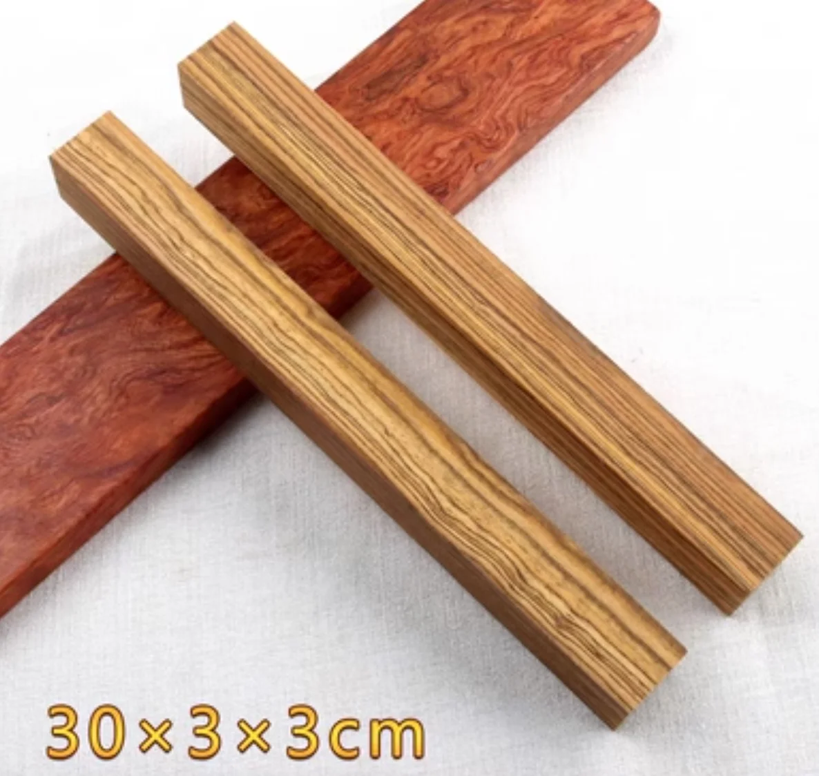 2pcs L:30x30x300MM Golden sandalwood strip handle DIY handstring bead carving material
2pcs L:30x30x300MM Golden sandalwood strip handle DIY handstring bead carving material