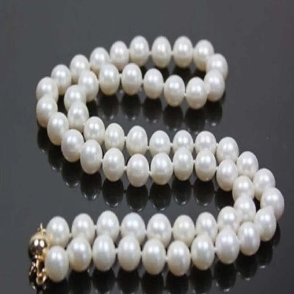 Natural 9-10mm White South Sea Pearl Necklace with 18 inch 14K Gold Buckle 18 inch-30inch
Natural 9-10mm White South Sea Pearl Necklace with 18 inch 14K Gold Buckle 18 inch-30inch