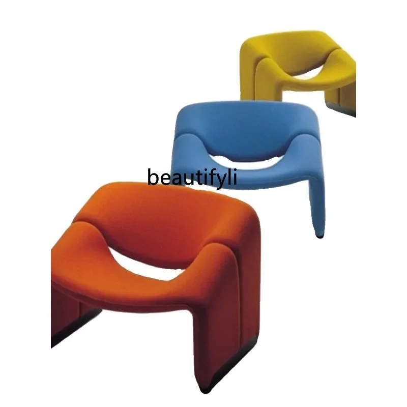 Customized Nordic Creative Designer Model Dining Chair Flannel Beauty Salon Reception Leisure Chair Silent Style FRP Single Sofa
Customized Nordic Creative Designer Model Dining Chair Flannel Beauty Salon Reception Leisure Chair Silent Style FRP Single Sofa