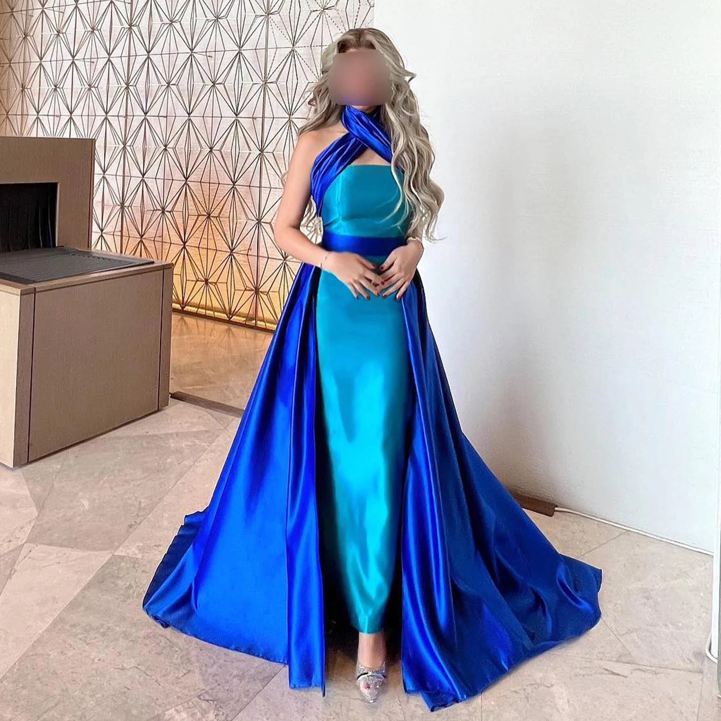 Jancember Arabic Royal Blue Contrast Turquoise Evening Dress with Overskirt Criss Cross Halter Women Wedding Party Dress SF012
Jancember Arabic Royal Blue Contrast Turquoise Evening Dress with Overskirt Criss Cross Halter Women Wedding Party Dress SF012