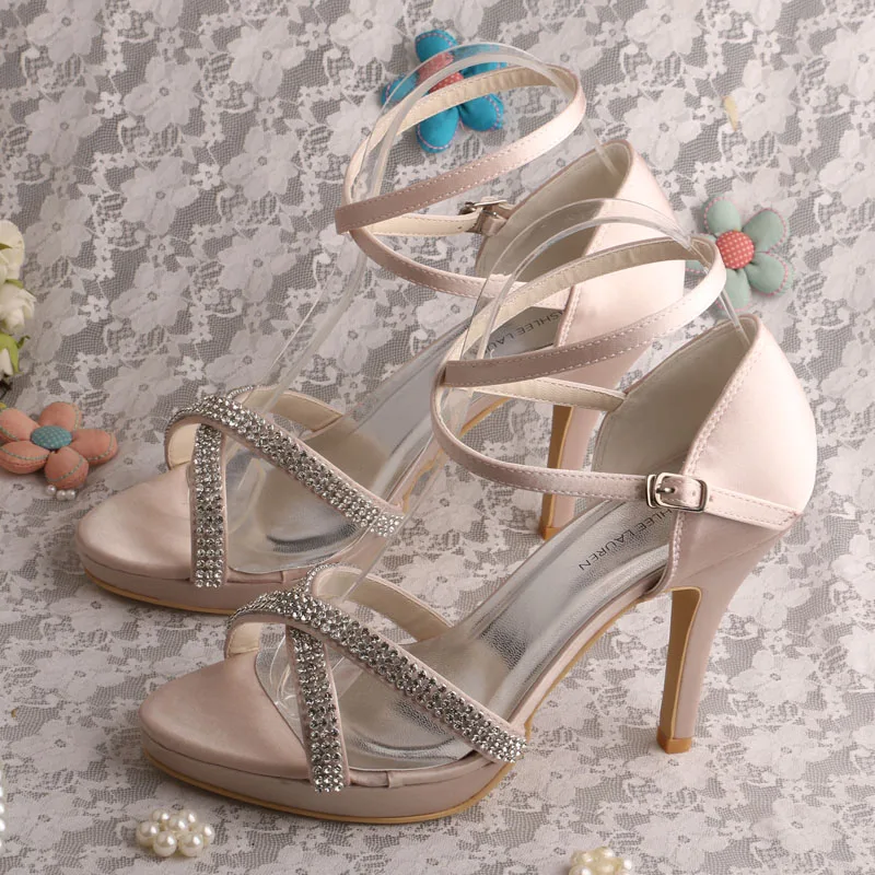 Fashionable Crystal Nude Heels Sandals Female 2021 Summer Sandals for Wedding Party
Fashionable Crystal Nude Heels Sandals Female 2021 Summer Sandals for Wedding Party