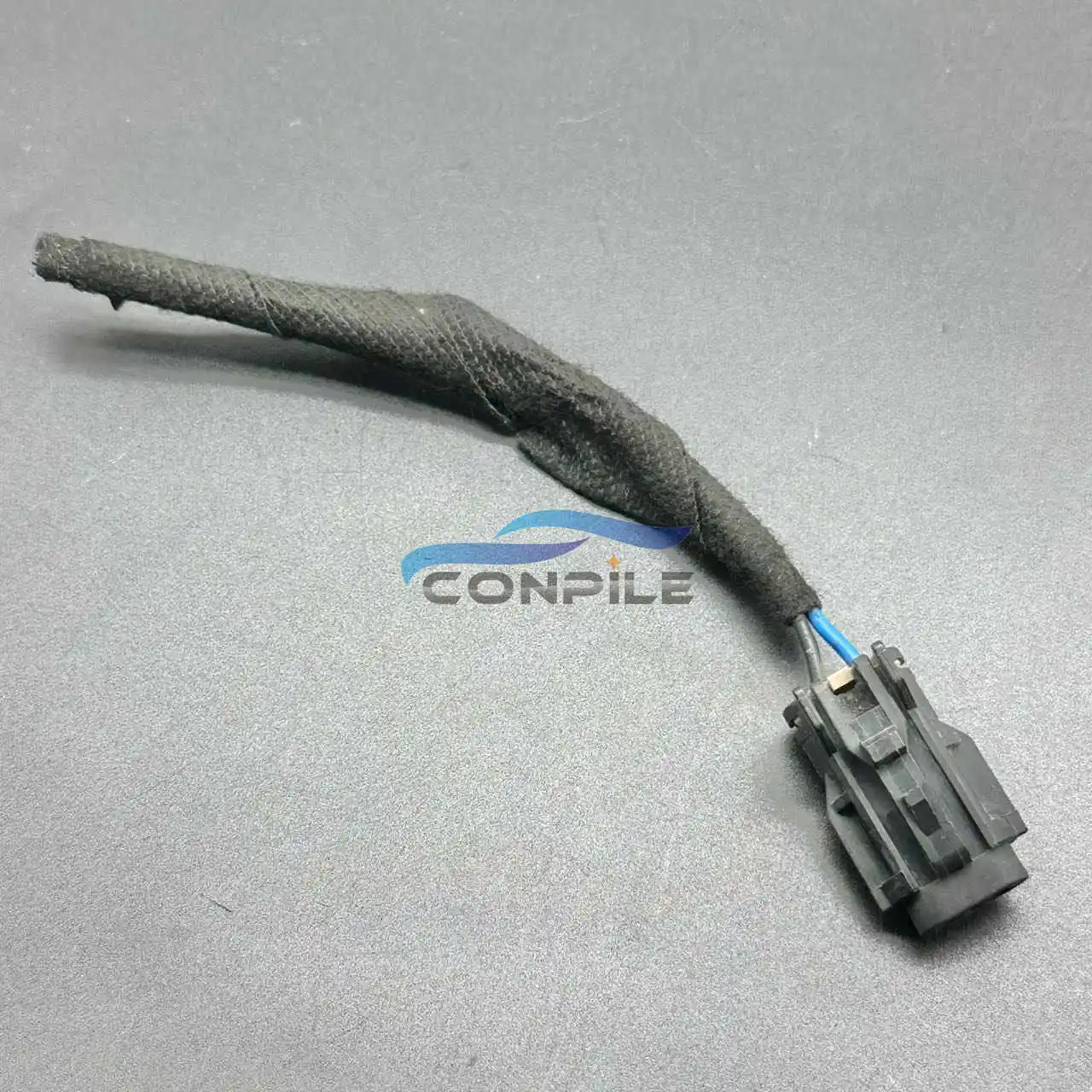 1pc for Kia K2 K3 K5 Fcrte additonal brake light socket plug outdoor temperature sensor cable
1pc for Kia K2 K3 K5 Fcrte additonal brake light socket plug outdoor temperature sensor cable
