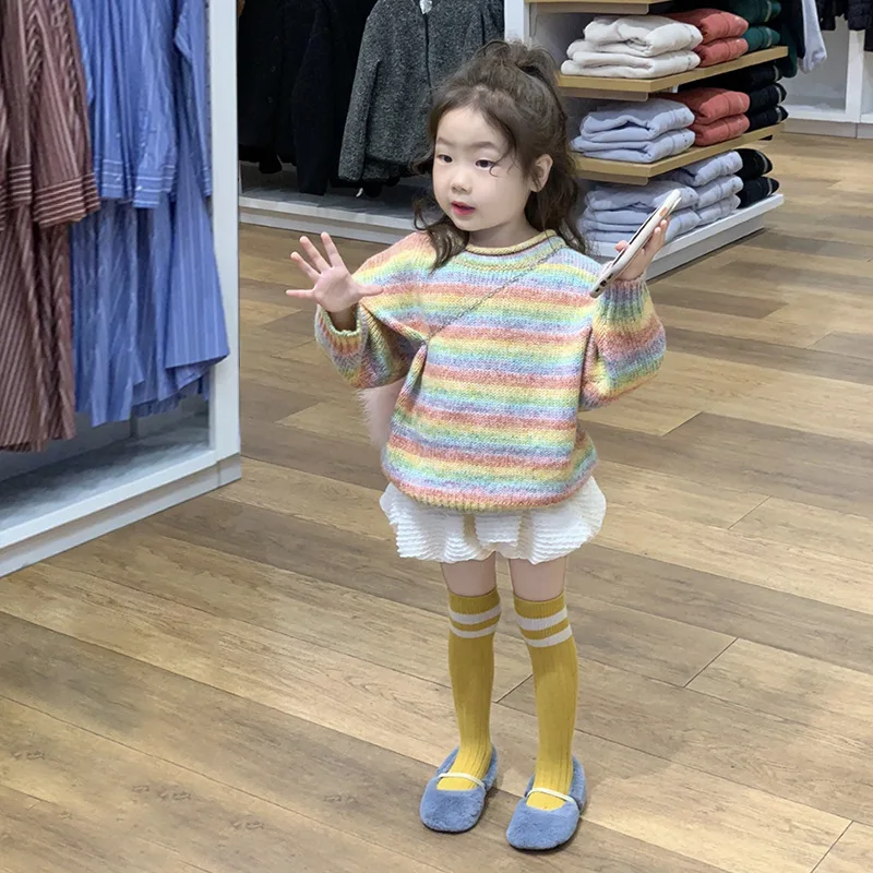 Korean 2023 Autumn New Sweet Rainbow Knitted Striped Sweater for Girls Fashion Loose and Comfortable Flower Bud Pant 
Korean 2023 Autumn New Sweet Rainbow Knitted Striped Sweater for Girls Fashion Loose and Comfortable Flower Bud Pant