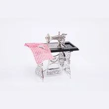 1:12 Dollhouse Accessories Sewing Machine Model Decorations for Home Kawaii Accessories Home Decor Antique Home Decor 
1:12 Dollhouse Accessories Sewing Machine Model Decorations for Home Kawaii Accessories Home Decor Antique Home Decor