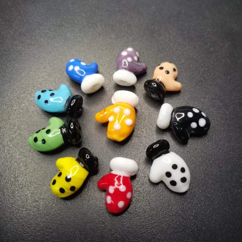 8pcs/lot Murano Lampwork Colorful Christmas Glove Charms For Earring Necklace Jewelry Making
8pcs/lot Murano Lampwork Colorful Christmas Glove Charms For Earring Necklace Jewelry Making