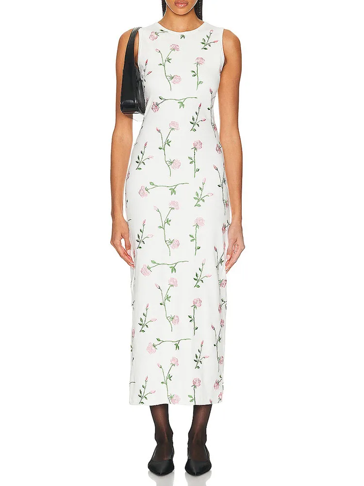 Skirt y2kspring and summer rose embroidery sleeveless round neck cotton long dresses2024temperament chic and elegant woman dress 
Skirt y2kspring and summer rose embroidery sleeveless round neck cotton long dresses2024temperament chic and elegant woman dress
