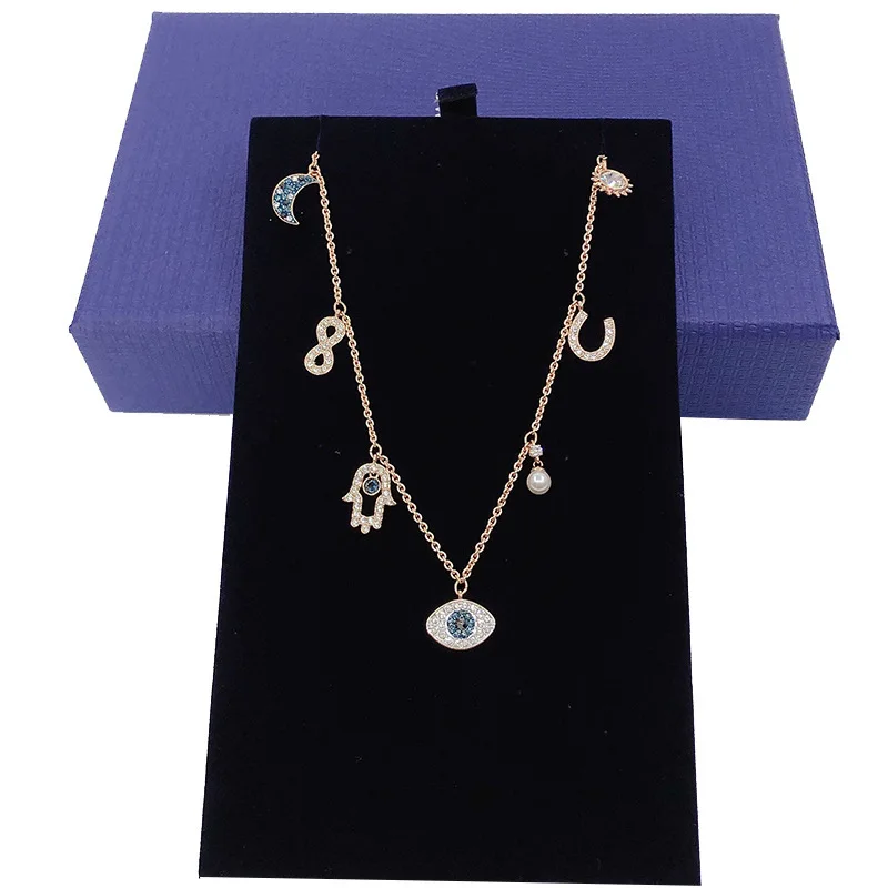 SALE New Devil's Eye Lucky Palm crystal from Austrian Horseshoe Pulling Necklace Girl gift chain Fashion jewelry
SALE New Devil's Eye Lucky Palm crystal from Austrian Horseshoe Pulling Necklace Girl gift chain Fashion jewelry