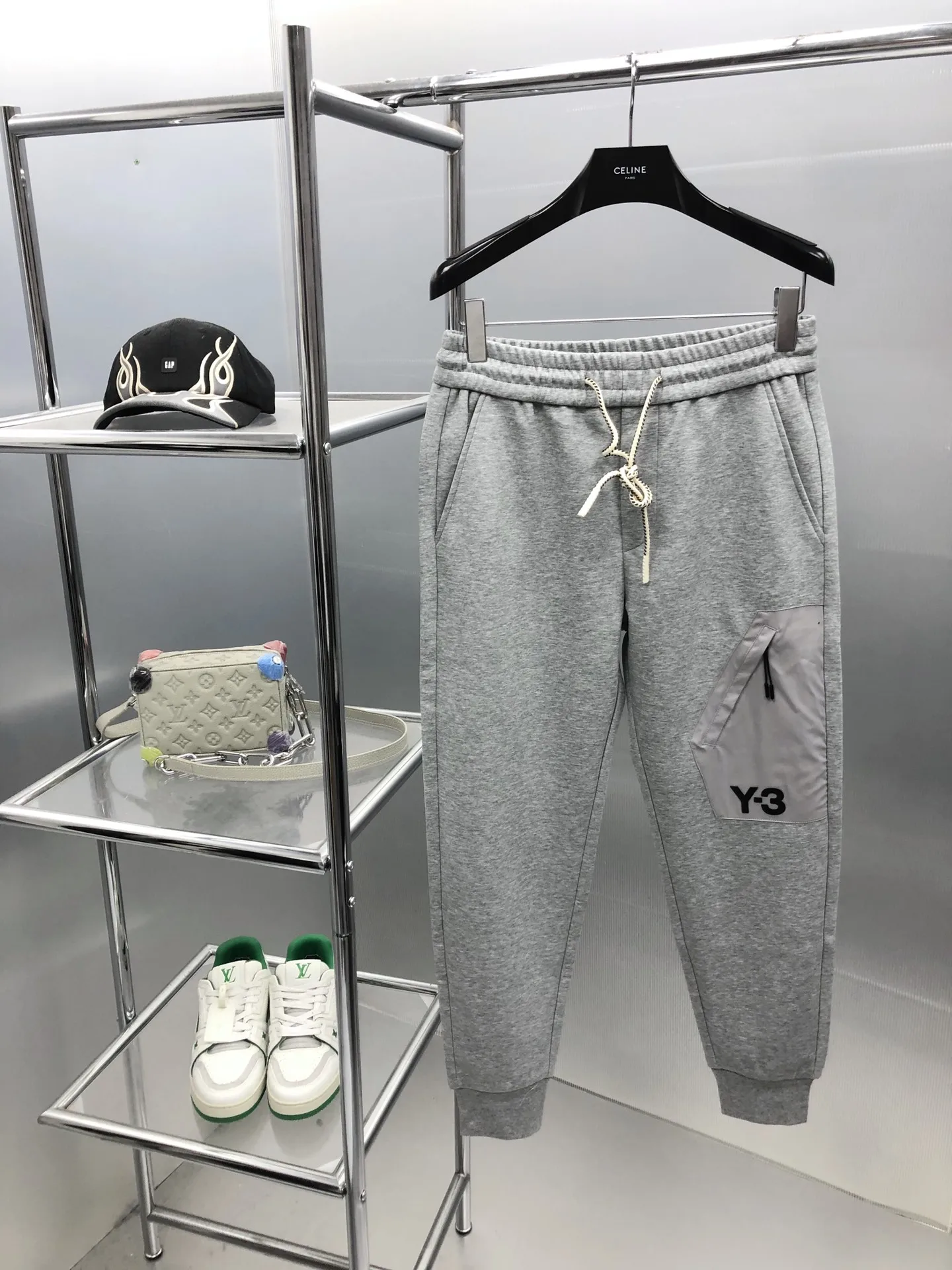Winter Y3 Pants Yamamoto Sweatpants Multi-pocket Zipper Decorative Casual Trouser Overalls Men's Trend All-match Y3 Leg Pants
Winter Y3 Pants Yamamoto Sweatpants Multi-pocket Zipper Decorative Casual Trouser Overalls Men's Trend All-match Y3 Leg Pants