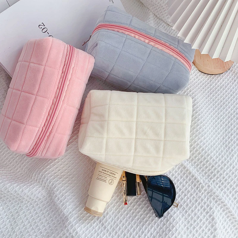 Kawaii Pencil Case Large Capacity Plush Cute Cartoon Makeup Bags Lattice Pen Box For Girls Office School Supplies Stationary
Kawaii Pencil Case Large Capacity Plush Cute Cartoon Makeup Bags Lattice Pen Box For Girls Office School Supplies Stationary