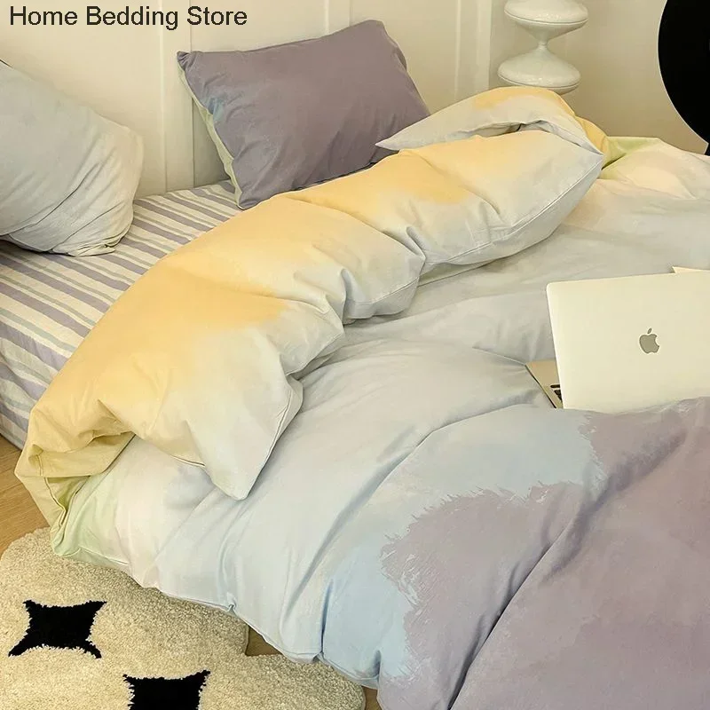 Fashion Gradient Color Bedding Set Adult Duvet Cover Soft Queen Twin Full Size Bed Flat Sheet Polyester Quilt Cover Pillowcase
Fashion Gradient Color Bedding Set Adult Duvet Cover Soft Queen Twin Full Size Bed Flat Sheet Polyester Quilt Cover Pillowcase
