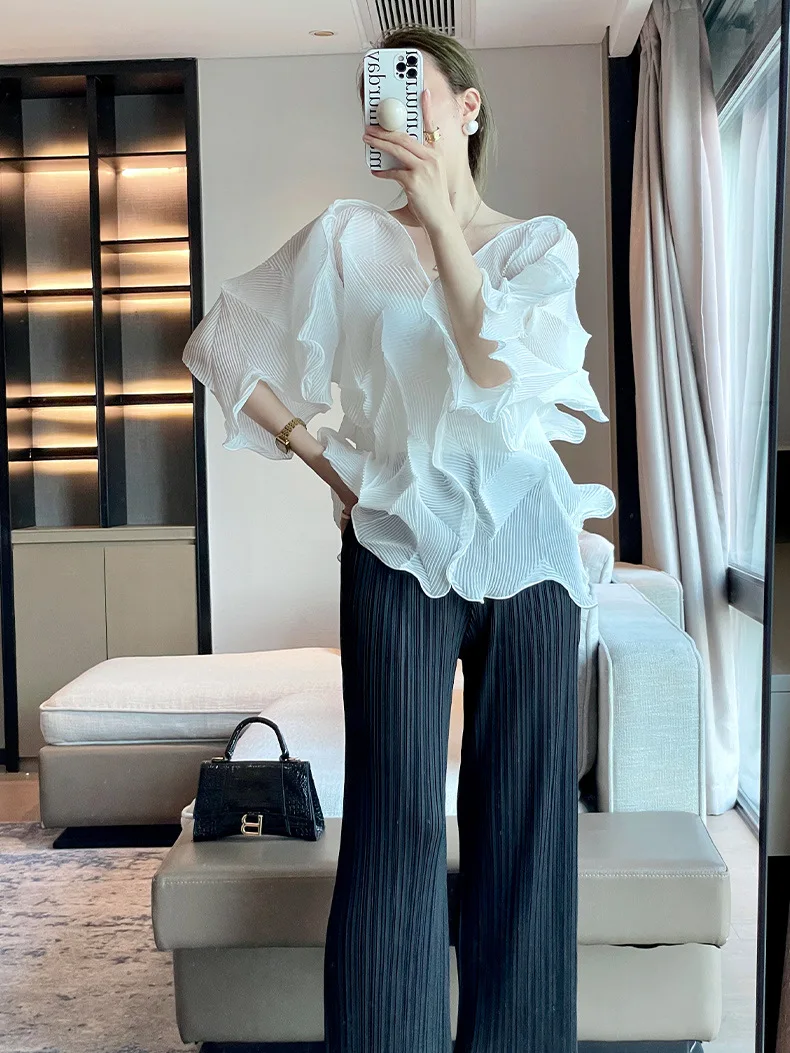 Miyake Pleated T-Shirt 2025 Summer Designer Model Sheer Loose T-Shirt French Elegant Peplum High End Pleated Top Tunic Clothing Miyake Pleated T-Shirt 2025 Summer Designer Model Sheer Loose T-Shirt French Elegant Peplum High End Pleated Top Tunic Clothing