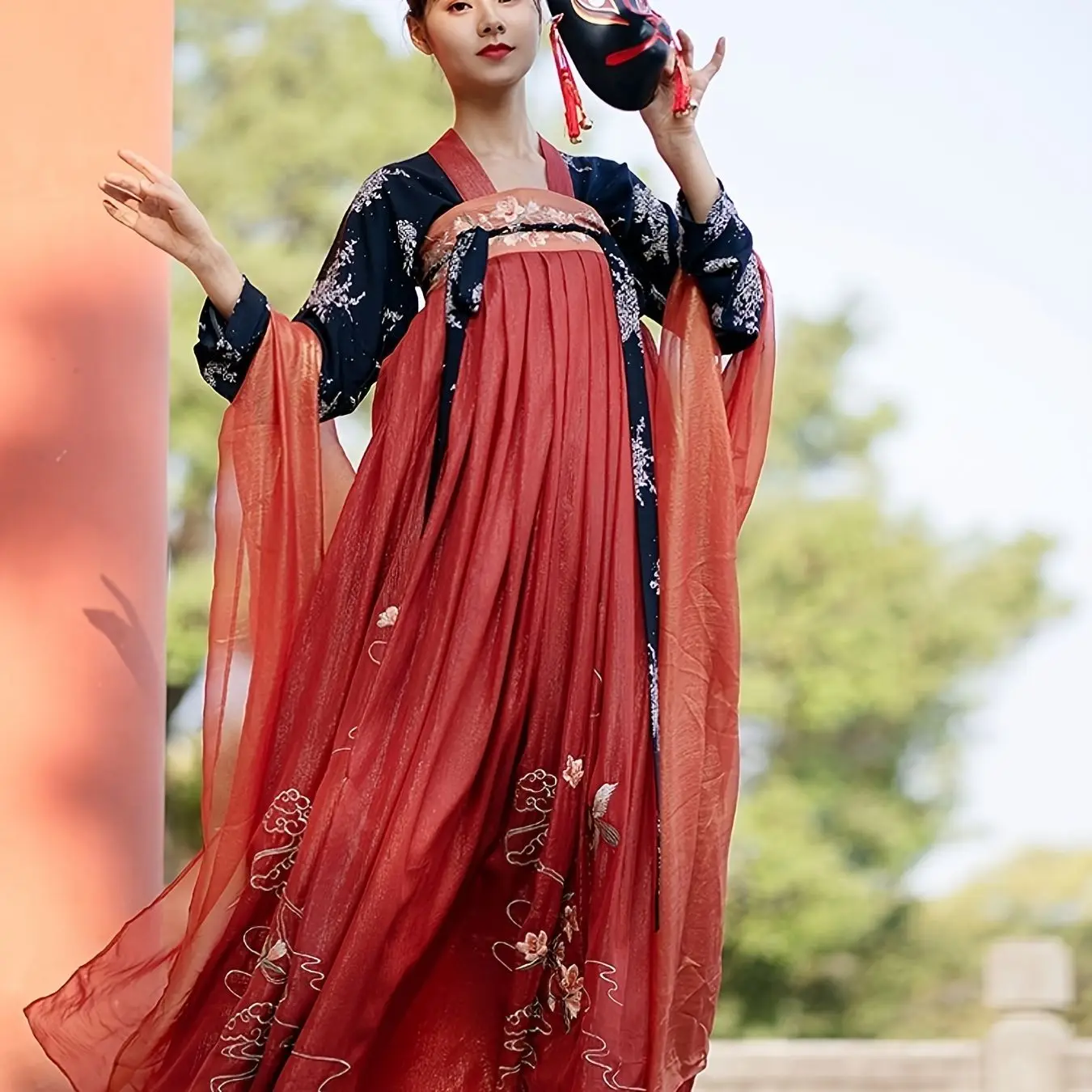 Китайский Косплей Hanfu вышивка рукн старинные традиционные костюмы династия ханьфу женская одежда
Китайский Косплей Hanfu вышивка рукн старинные традиционные костюмы династия ханьфу женская одежда