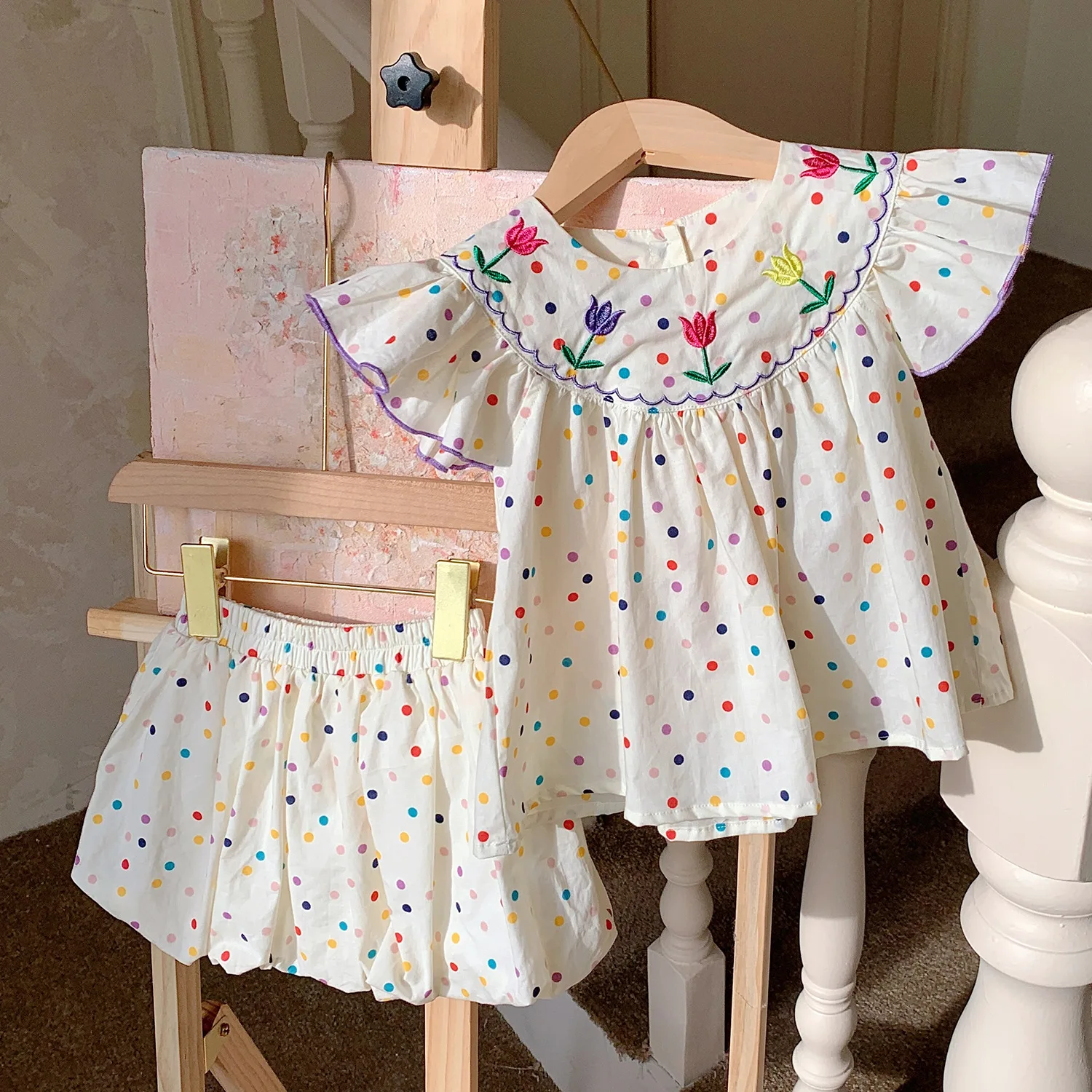 

Children's Clothing Baby Girl Top and Pants Sleeves Polka Dot Shirt Lantern Shorts 2pc Set Tulip Embroidery Girl's Summer Shirt