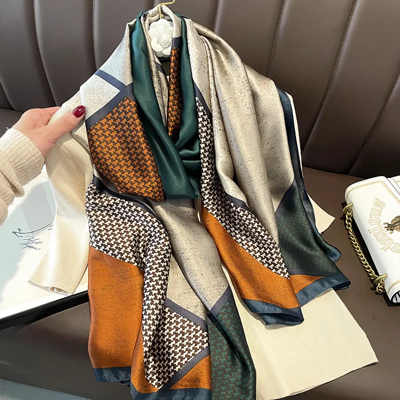 2023 luxury brand women scarf soft long size shawls lady wrap pashmina silk scarves female foulard Beach Stole Head Scarves
2023 luxury brand women scarf soft long size shawls lady wrap pashmina silk scarves female foulard Beach Stole Head Scarves