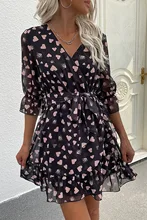 Women Print Dress V Neck Flare Sleeve Party Dresses 2022 Spring Summer Casual Three Quarter Sleeve Female A Line Ruffles Dress
Women Print Dress V Neck Flare Sleeve Party Dresses 2022 Spring Summer Casual Three Quarter Sleeve Female A Line Ruffles Dress