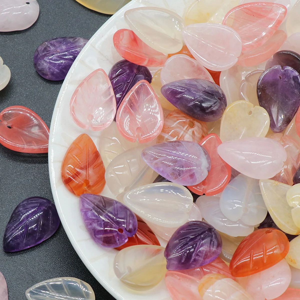 Clear Pendant Multicolor Semi Precious Leaf Shape With Hole Beads Loose For DIY Handmade Necklace Bracelet Jewelry Making
Clear Pendant Multicolor Semi Precious Leaf Shape With Hole Beads Loose For DIY Handmade Necklace Bracelet Jewelry Making