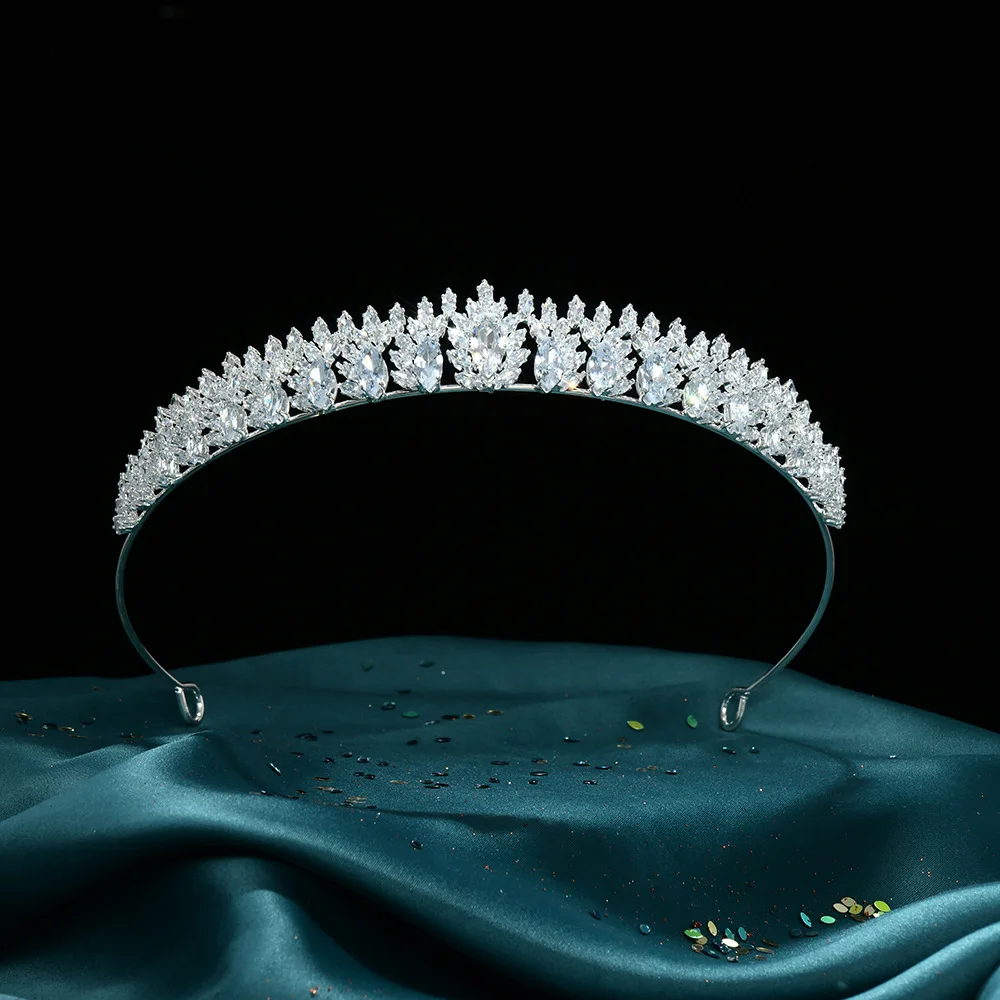 Luxury Wedding Hair Accessories For Bride CZ Zirconia Bridal Tiaras Crowns Women Crowns Headbands Party Hair Jewelry Headdress
Luxury Wedding Hair Accessories For Bride CZ Zirconia Bridal Tiaras Crowns Women Crowns Headbands Party Hair Jewelry Headdress