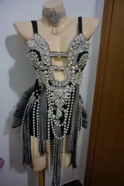 

Pearl Tassels sexy bodysuit female costumes Bright diamond Rompers singer dancer DJ DS show costume Shining crystals jumpsuit