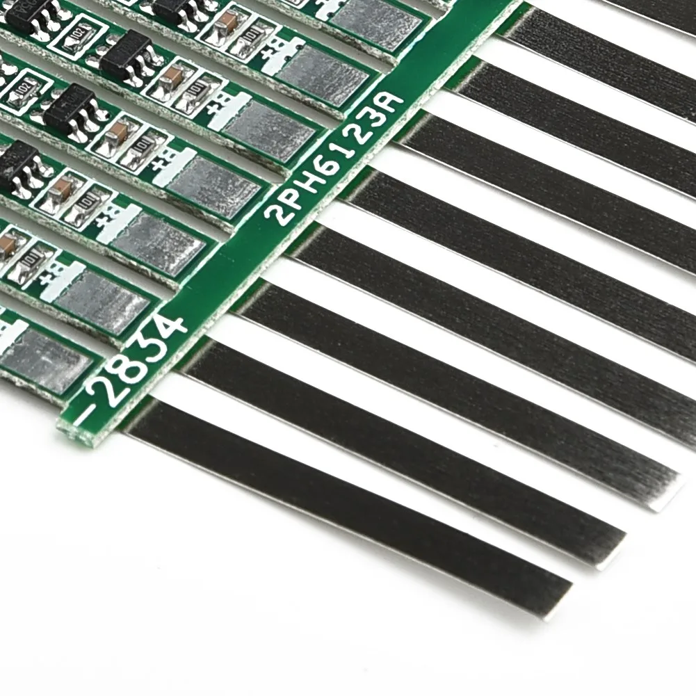 10/20/50/100pcs 3A BMS Protection Board For 1S 3.7V Li-Ion Lithium Battery Charge Protective Plat Cell Kit New
10/20/50/100pcs 3A BMS Protection Board For 1S 3.7V Li-Ion Lithium Battery Charge Protective Plat Cell Kit New